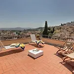 Florence Rooftop Apt - Jacuzzi & Panoramic View
